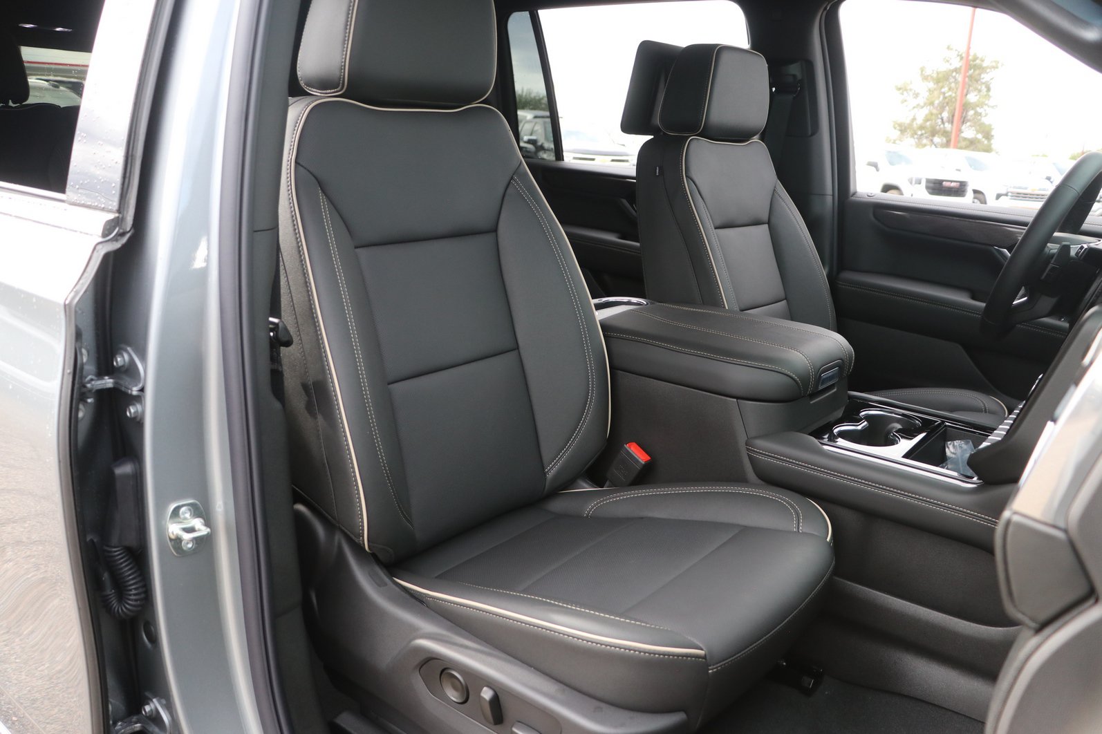 2027 GMC Yukon XL Elevation - Photo 36