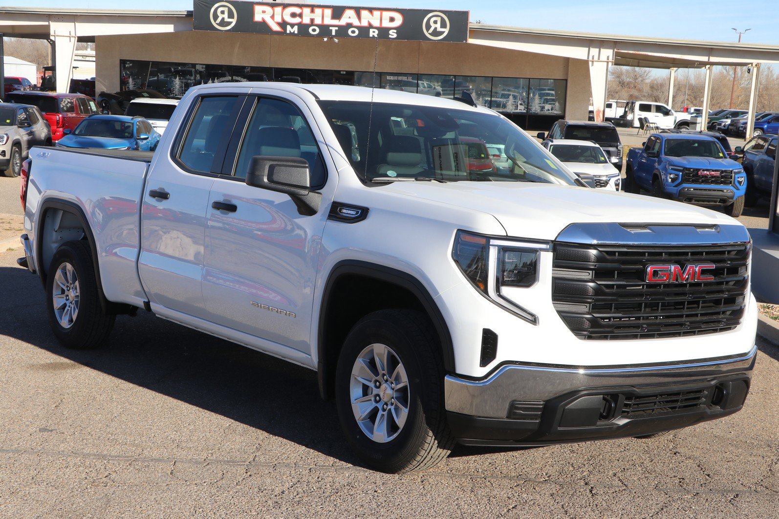 2026 GMC Sierra 4WD Double Cab Standard Box Pro's photo