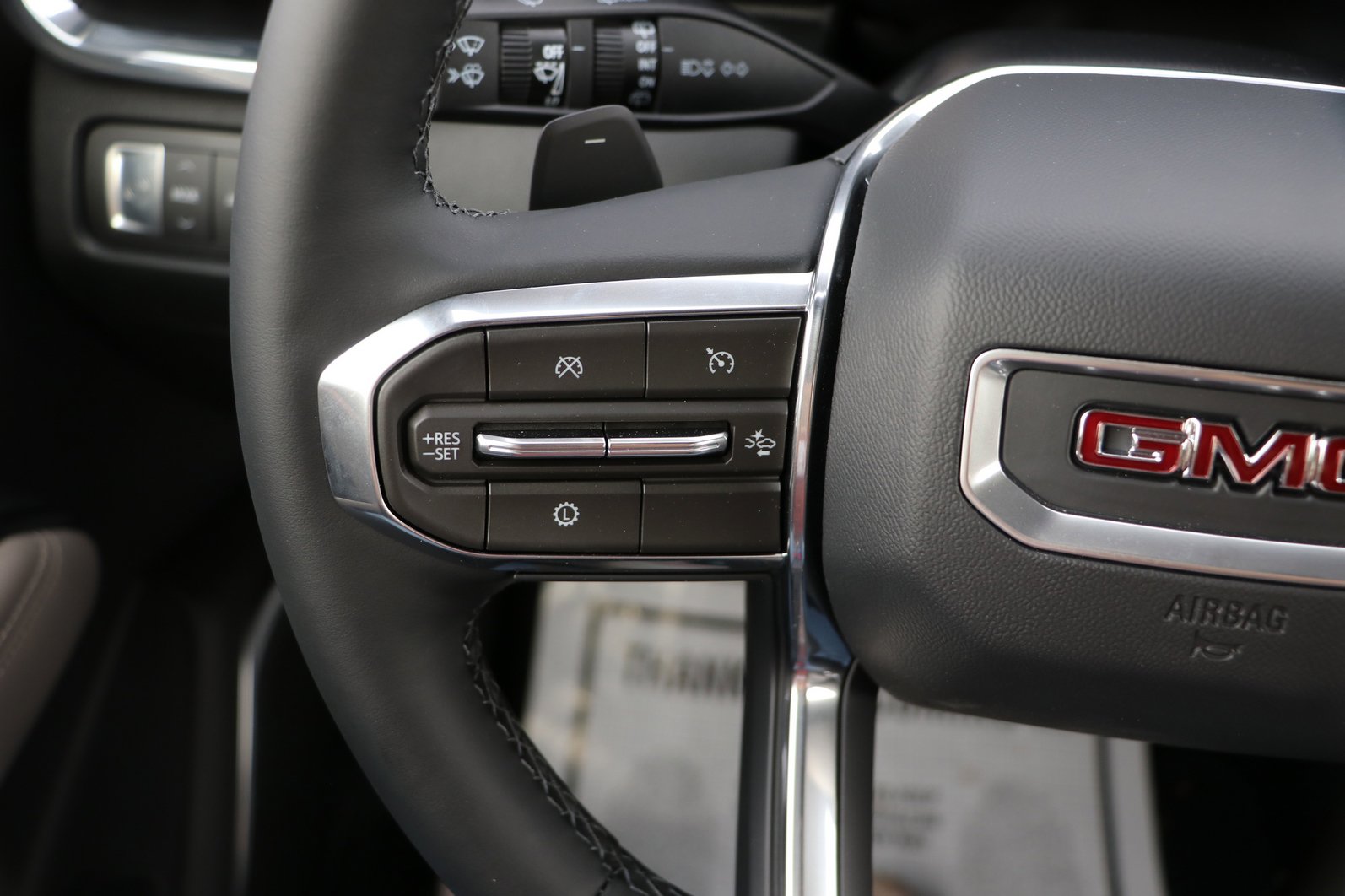2026 GMC Acadia Elevation - Photo 19