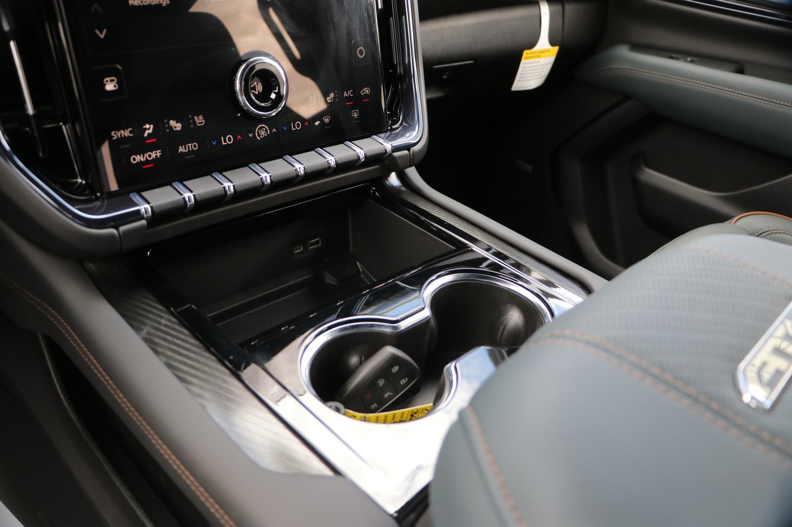 2026 GMC Yukon XL AT4 - Photo 25