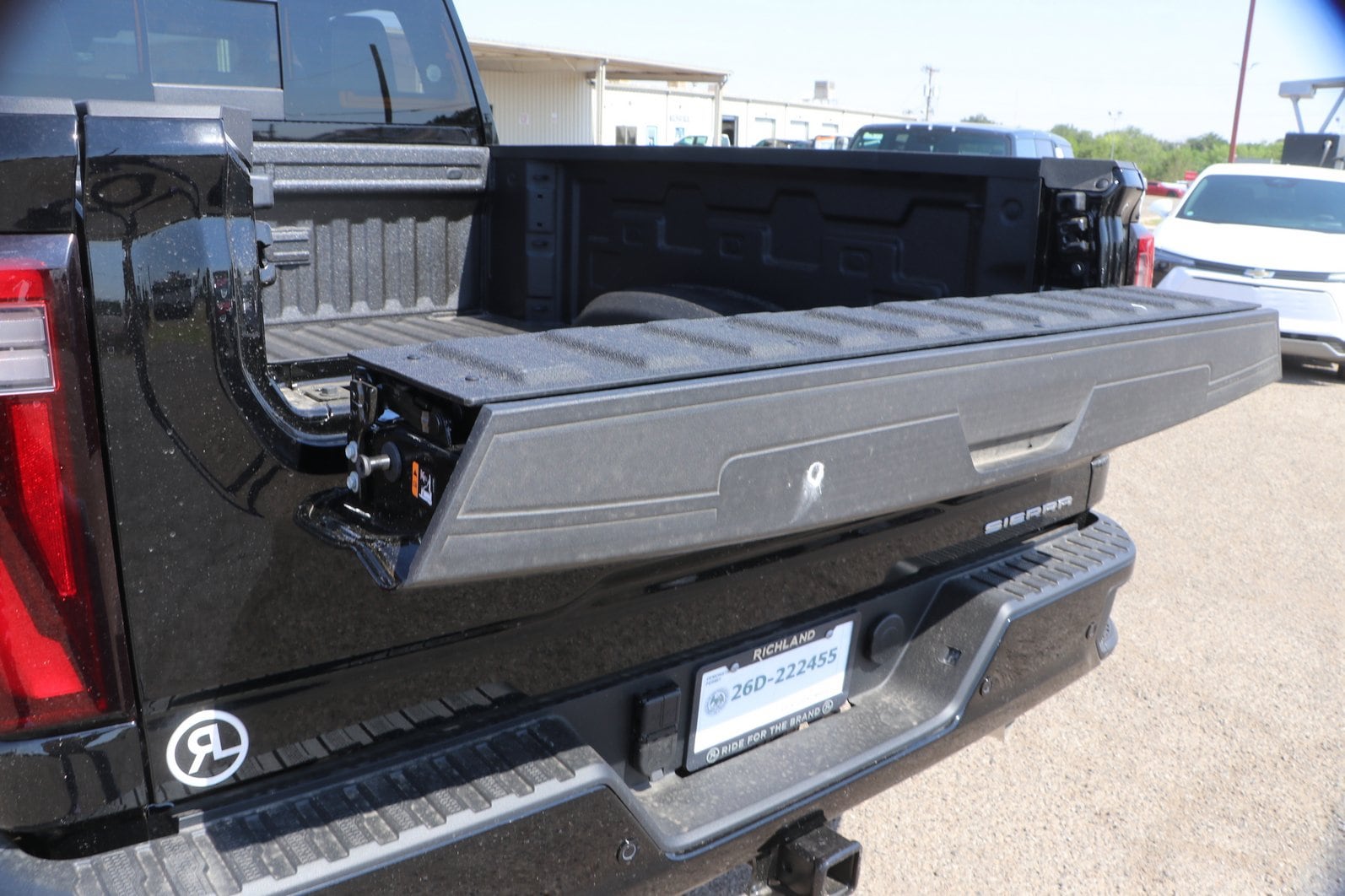 2026 GMC Sierra 2500HD Denali - Photo 30