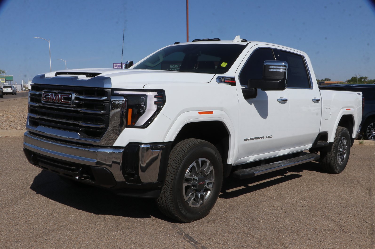 2026 GMC Sierra 2500HD SLT - Photo 3