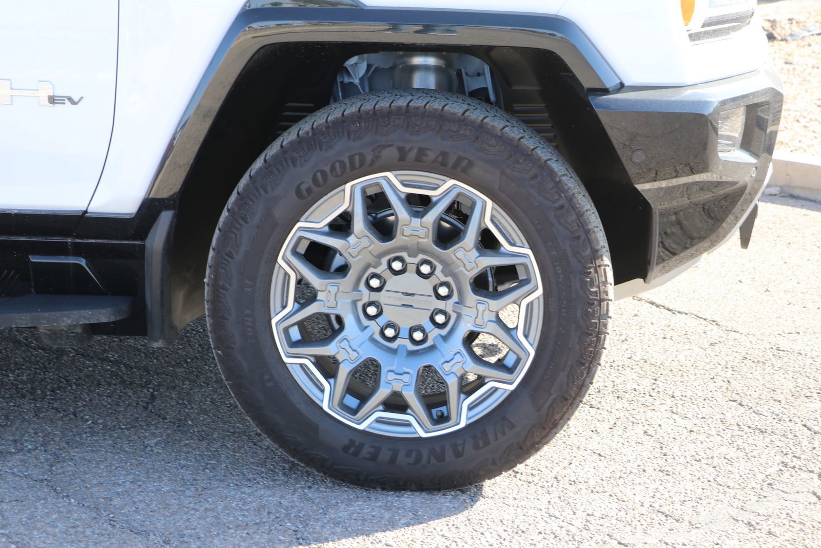 2025 GMC HUMMER EV 3X - Photo 11