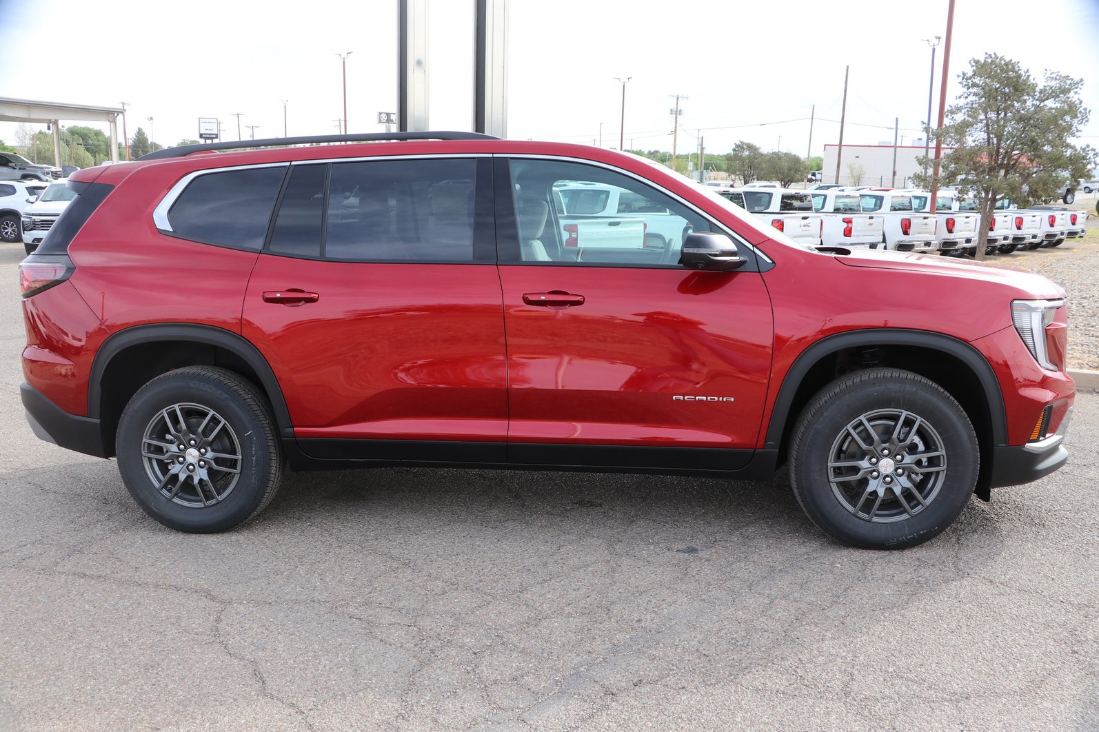 2026 GMC Acadia Elevation - Photo 10