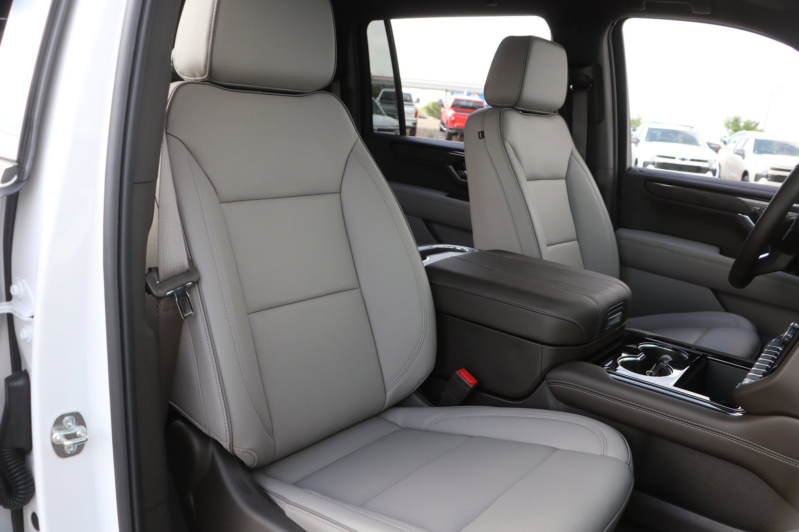 2026 GMC Yukon XL Elevation - Photo 37