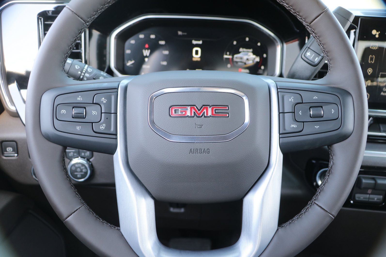 2026 GMC Sierra 1500 SLT - Photo 16