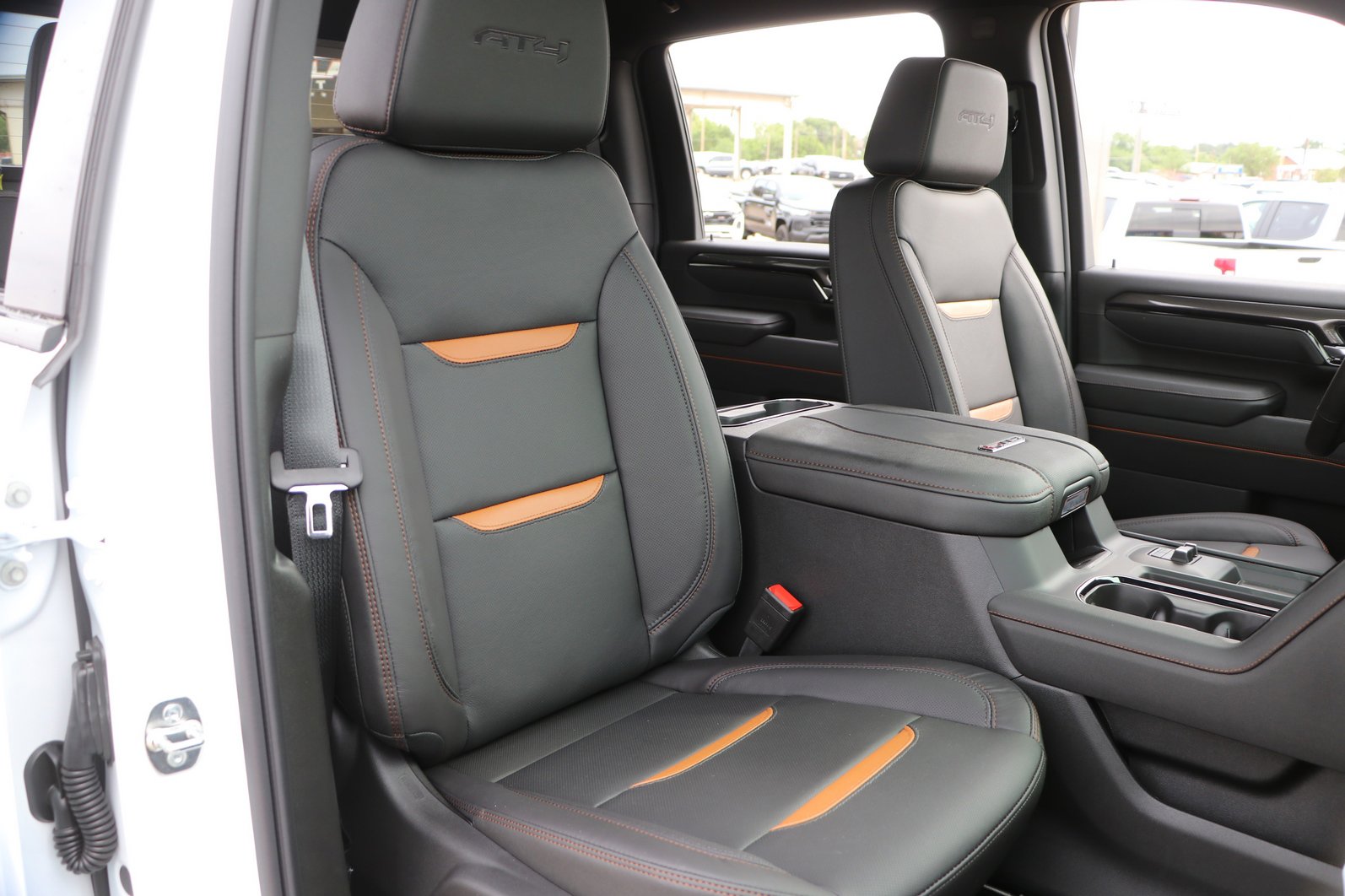 2026 GMC Sierra 2500HD AT4 - Photo 35