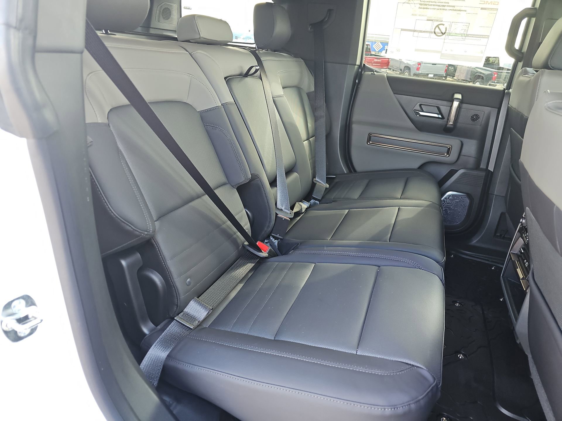 2025 GMC HUMMER EV 3X - Photo 28