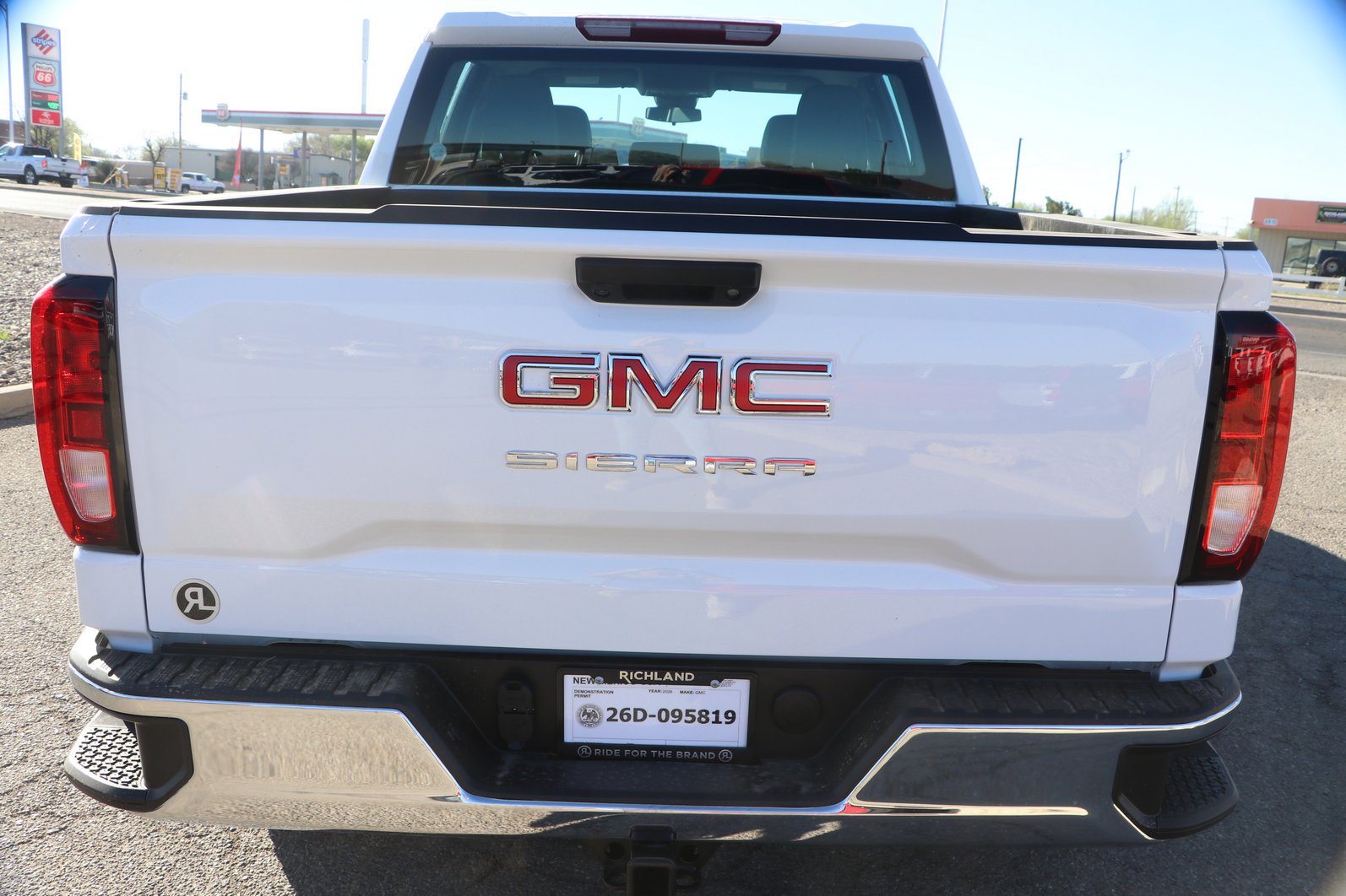 2026 GMC Sierra 1500 Pro - Photo 8
