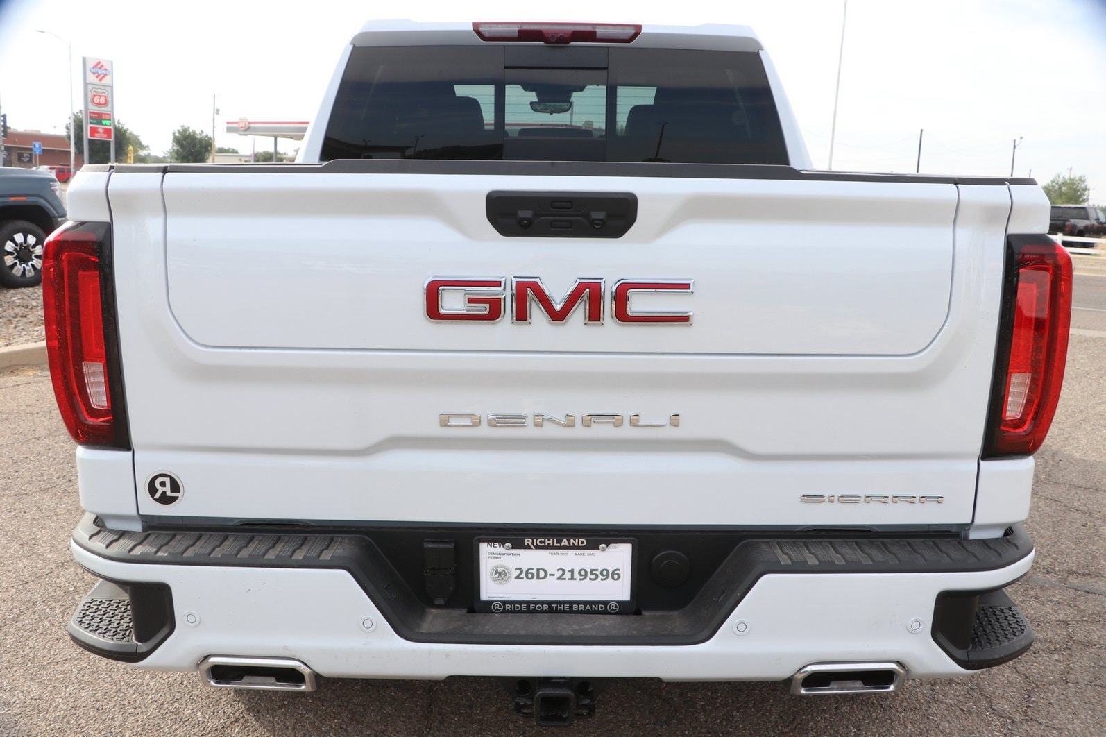 2026 GMC Sierra 1500 Denali - Photo 8