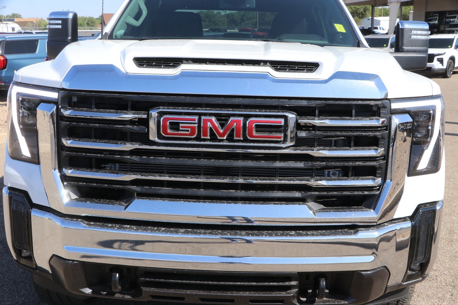 2026 GMC Sierra 2500HD SLT - Photo 2