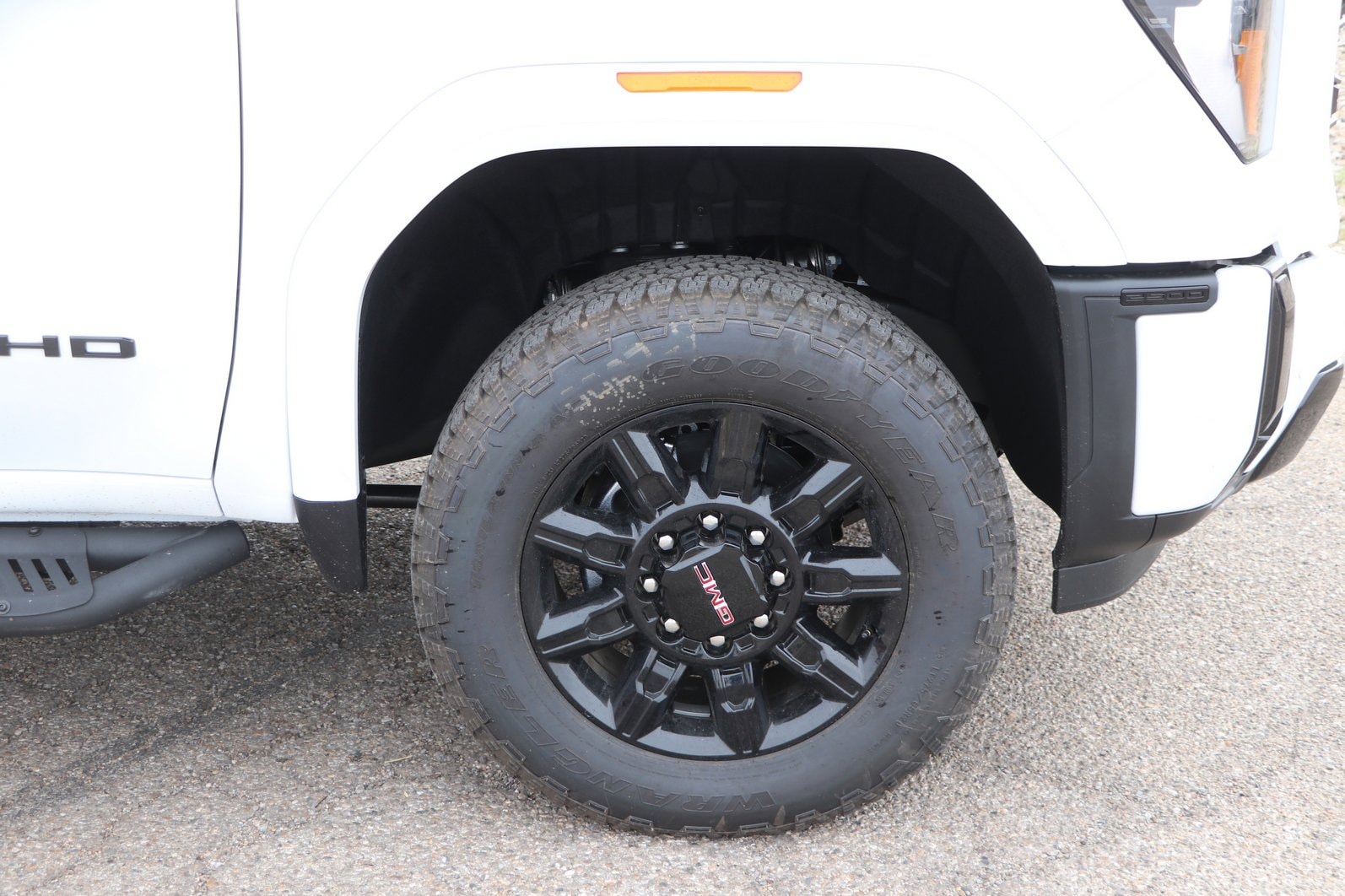 2026 GMC Sierra 2500HD AT4 - Photo 11