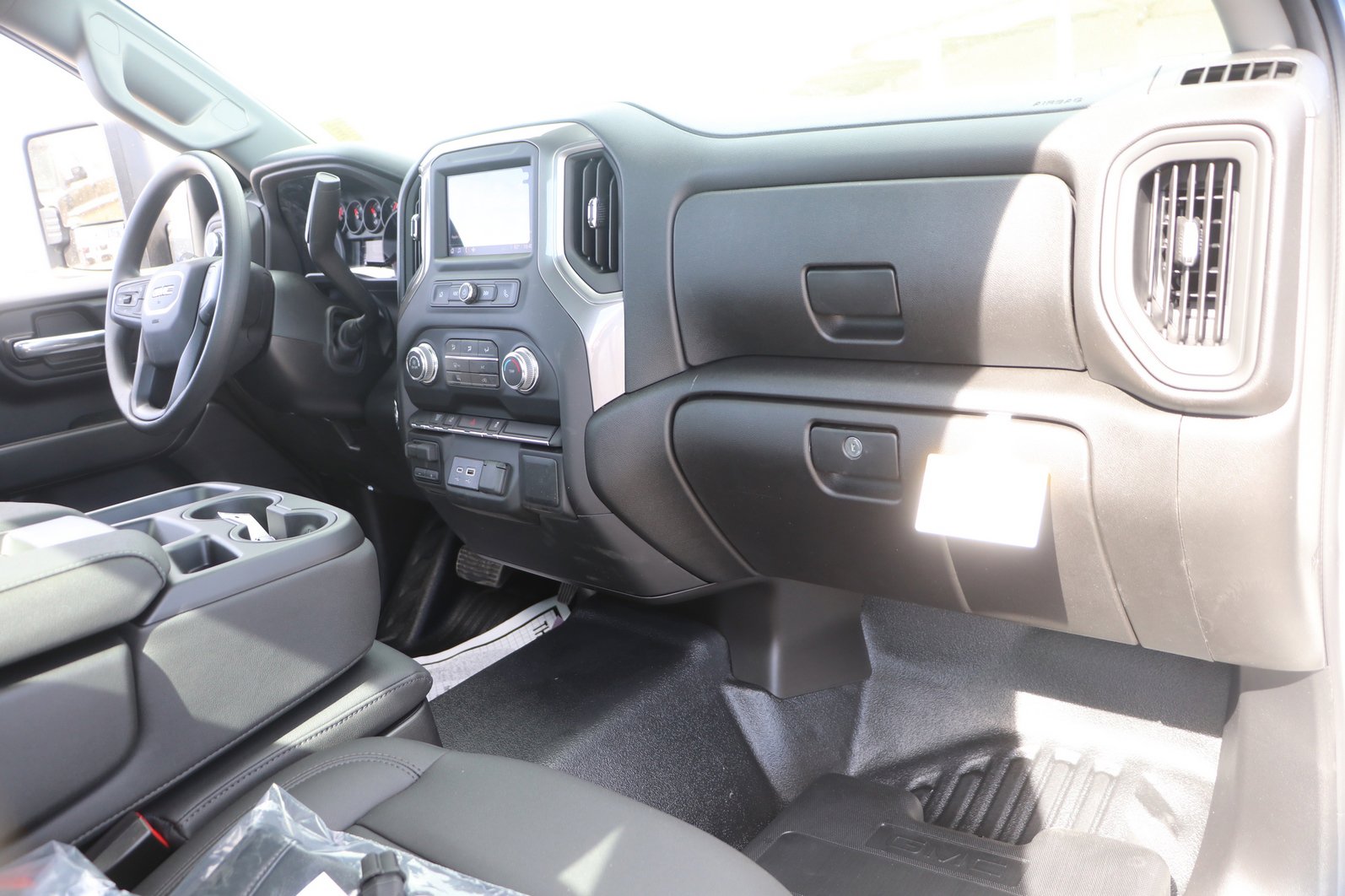 2026 GMC Sierra 2500HD Pro - Photo 28