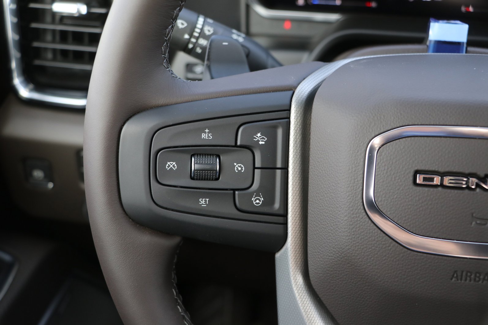 2026 GMC Sierra 1500 Denali - Photo 18