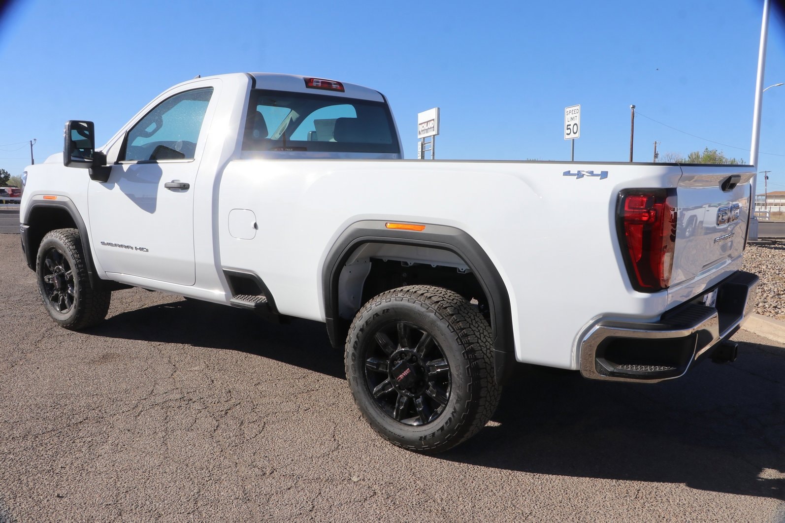 2026 GMC Sierra 2500HD Pro - Photo 6