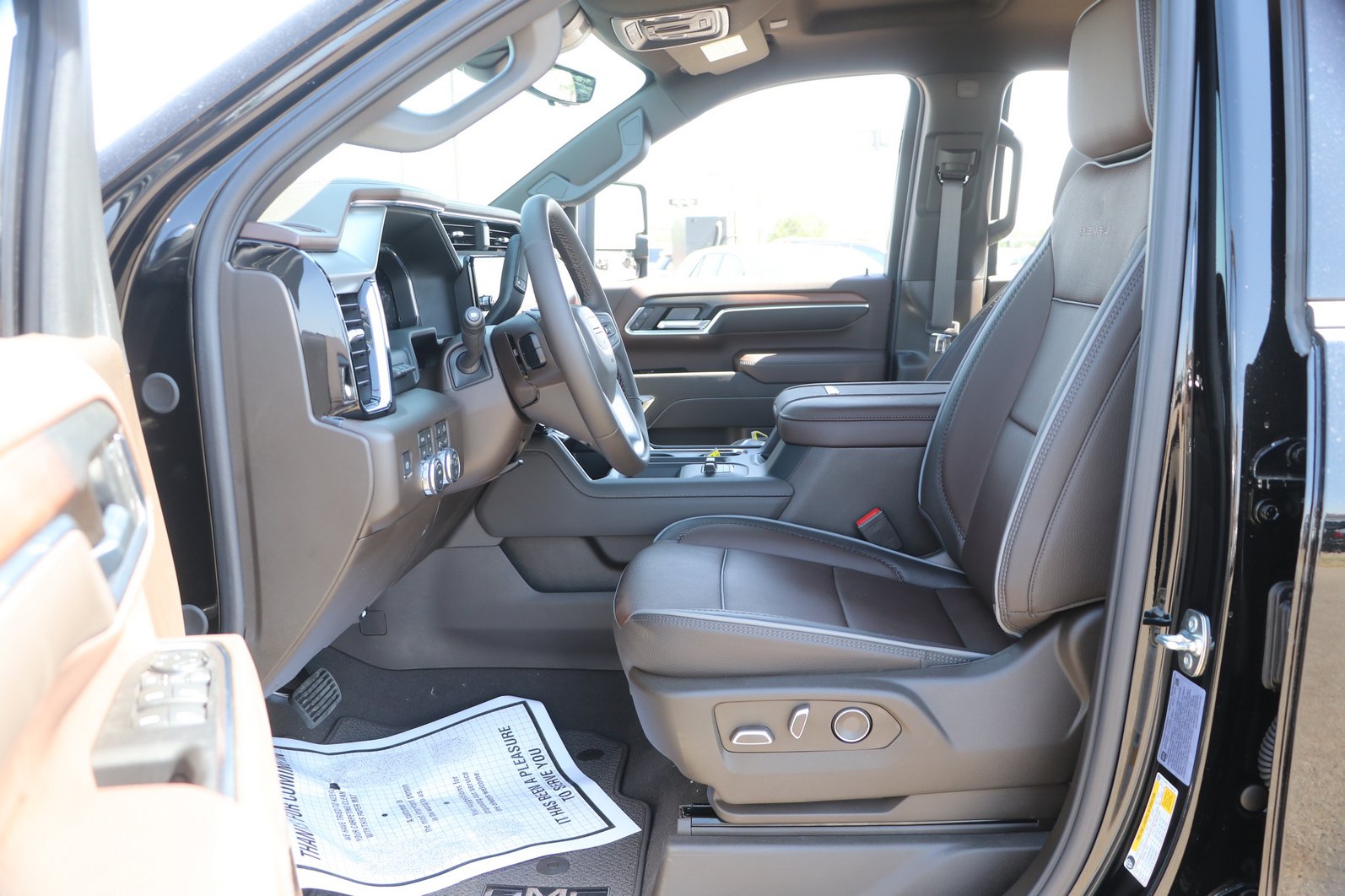 2026 GMC Sierra 2500HD Denali - Photo 15