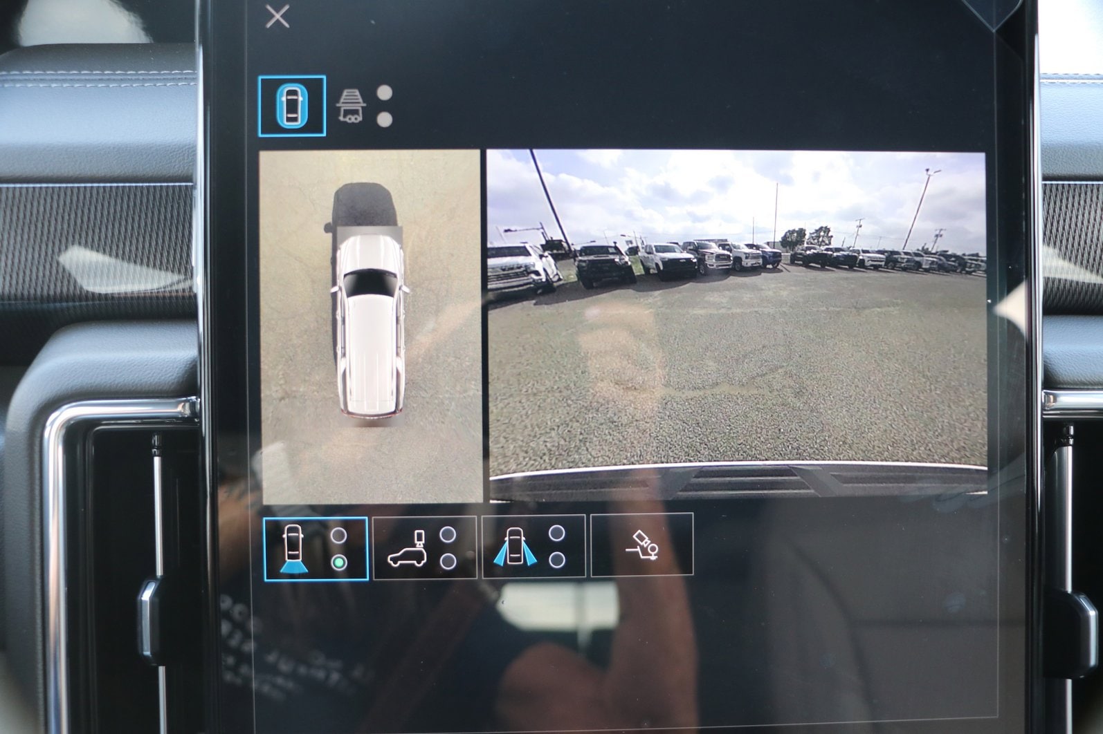2026 GMC Yukon XL Elevation - Photo 24