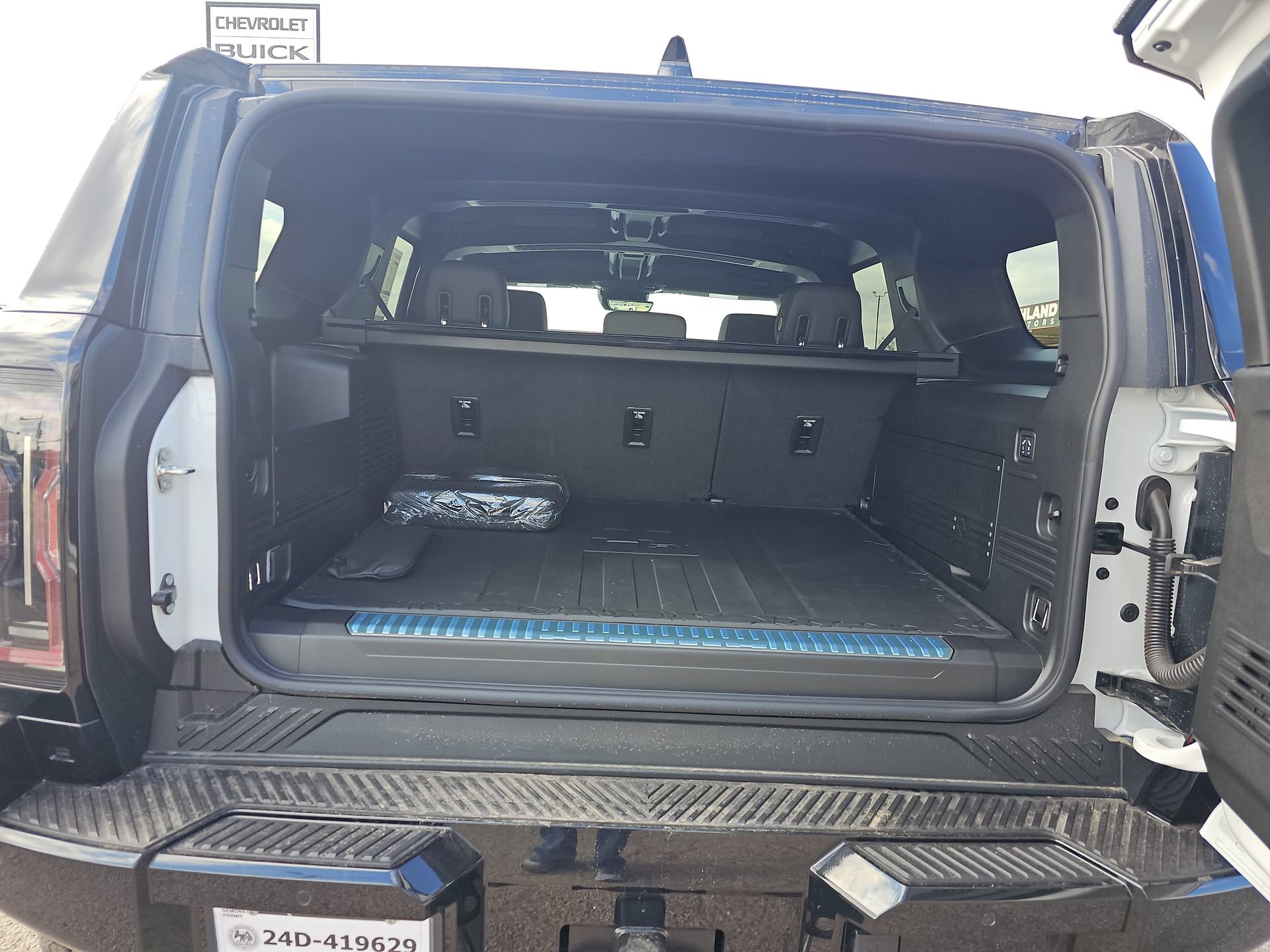 2025 GMC HUMMER EV 3X - Photo 27