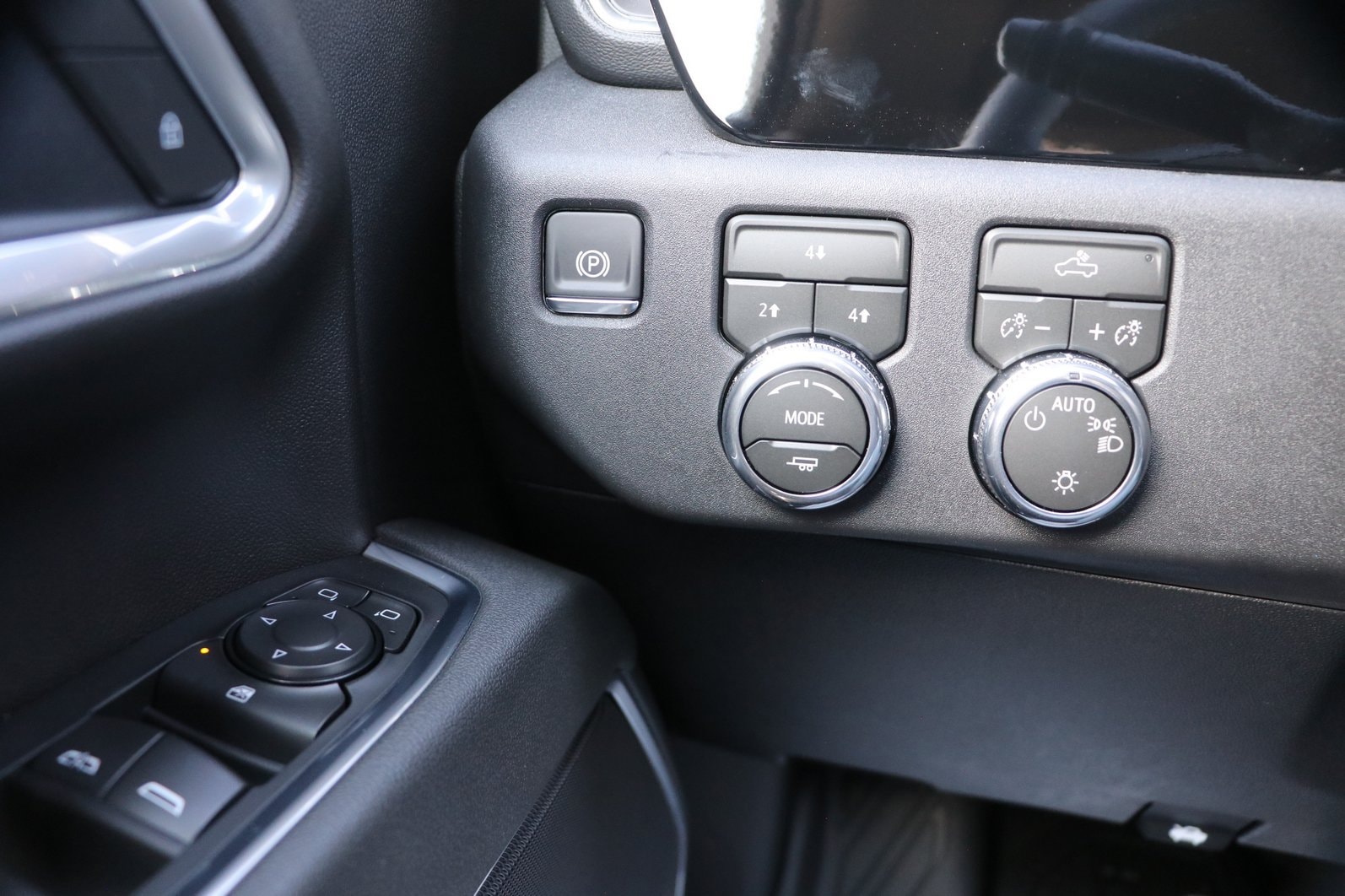 2026 GMC Sierra 2500HD SLE - Photo 14