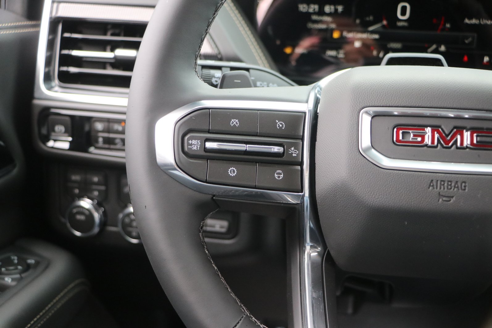 2027 GMC Yukon XL Elevation - Photo 18