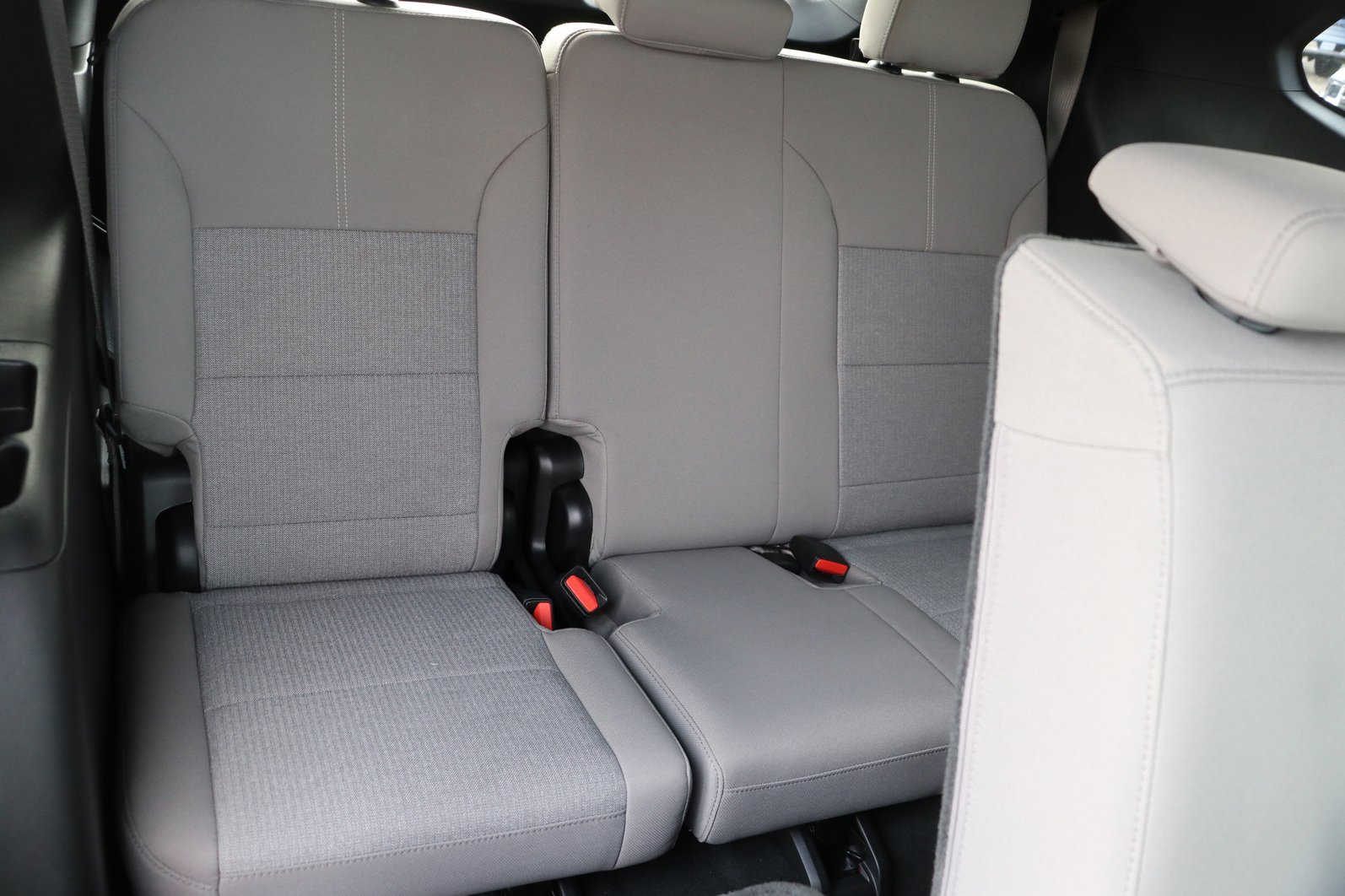 2026 GMC Acadia Elevation - Photo 31