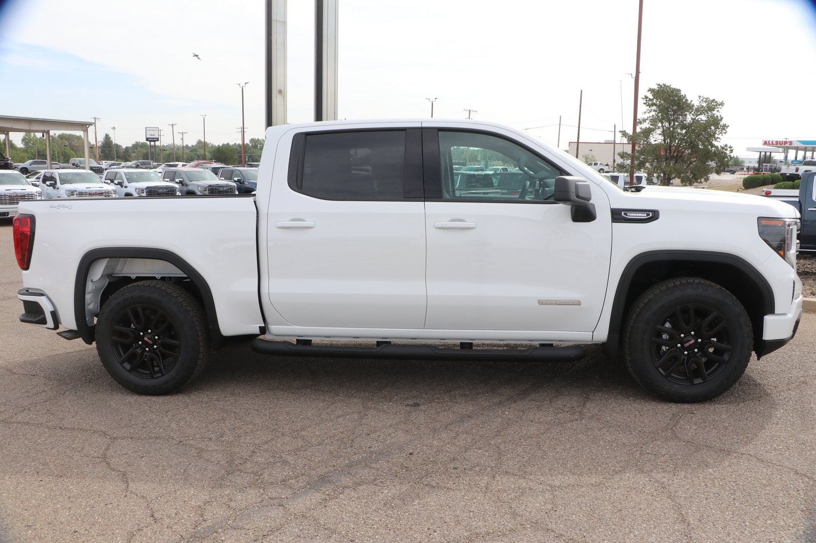 2026 GMC Sierra 1500 Elevation - Photo 10