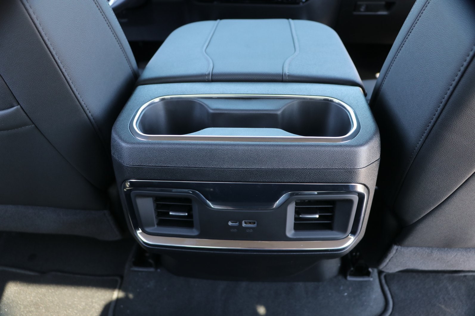 2026 GMC Sierra 2500HD SLT - Photo 31