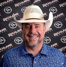 Staff member Travis Hicks from ID_d04074