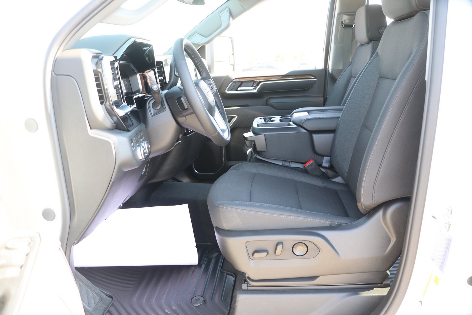 2026 GMC Sierra 2500HD SLE - Photo 15
