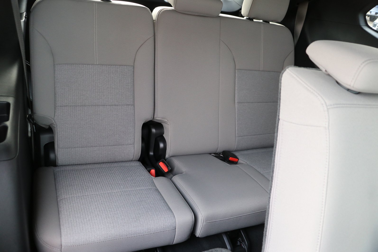 2026 GMC Acadia Elevation - Photo 29