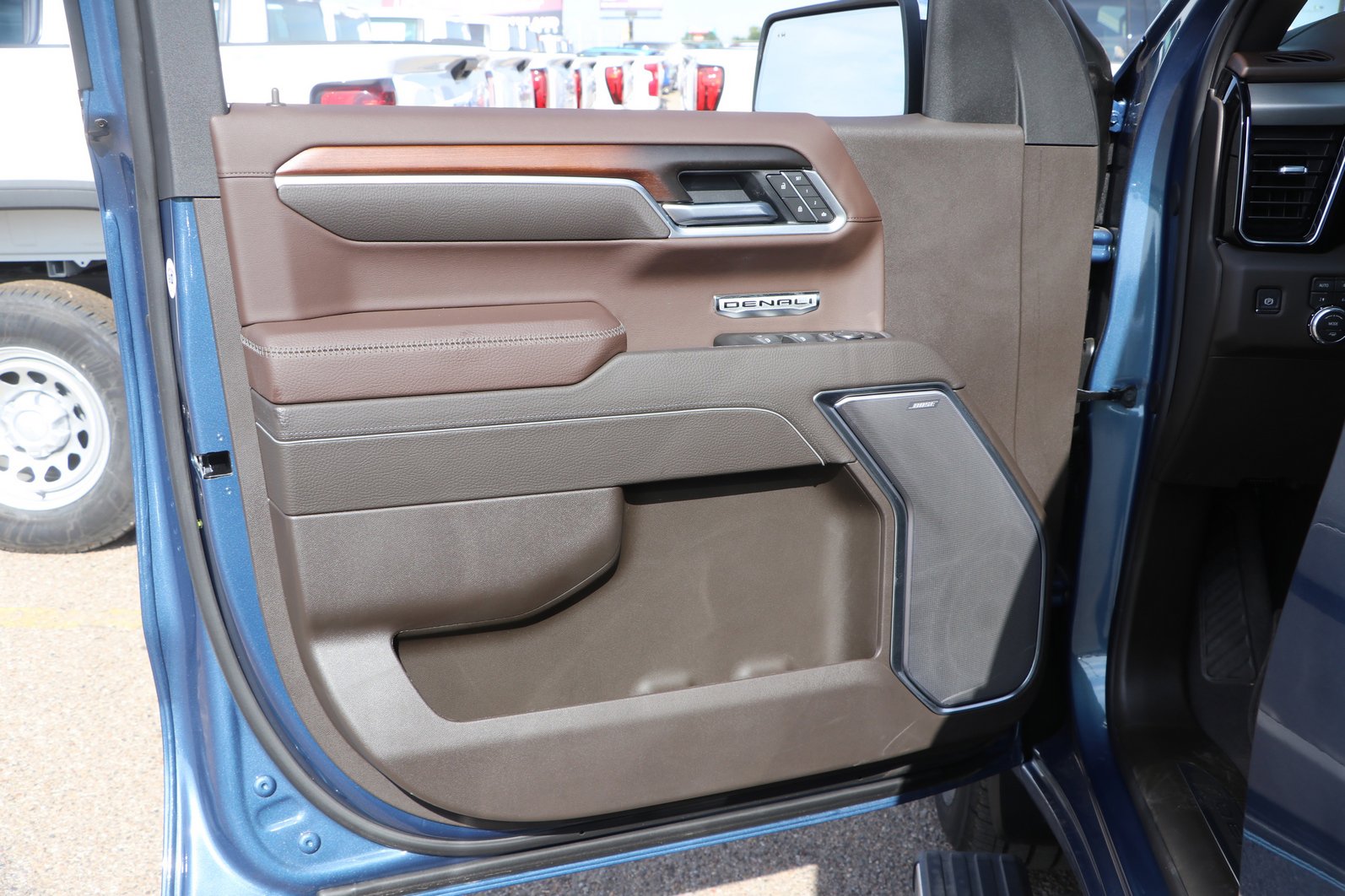 2026 GMC Sierra 1500 Denali - Photo 10