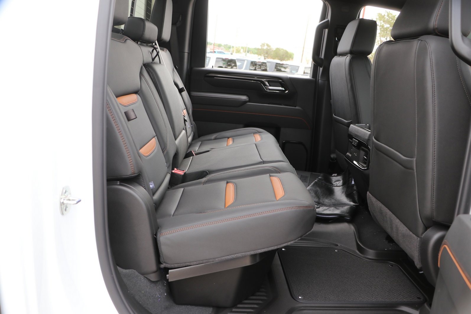 2026 GMC Sierra 2500HD AT4 - Photo 32