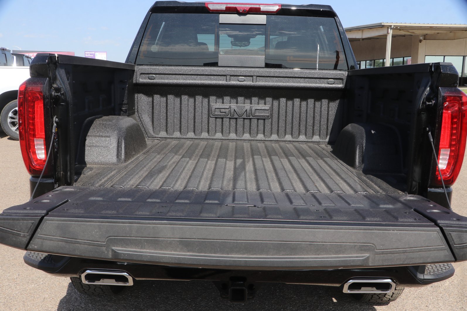 2026 GMC Sierra 1500 AT4 - Photo 32