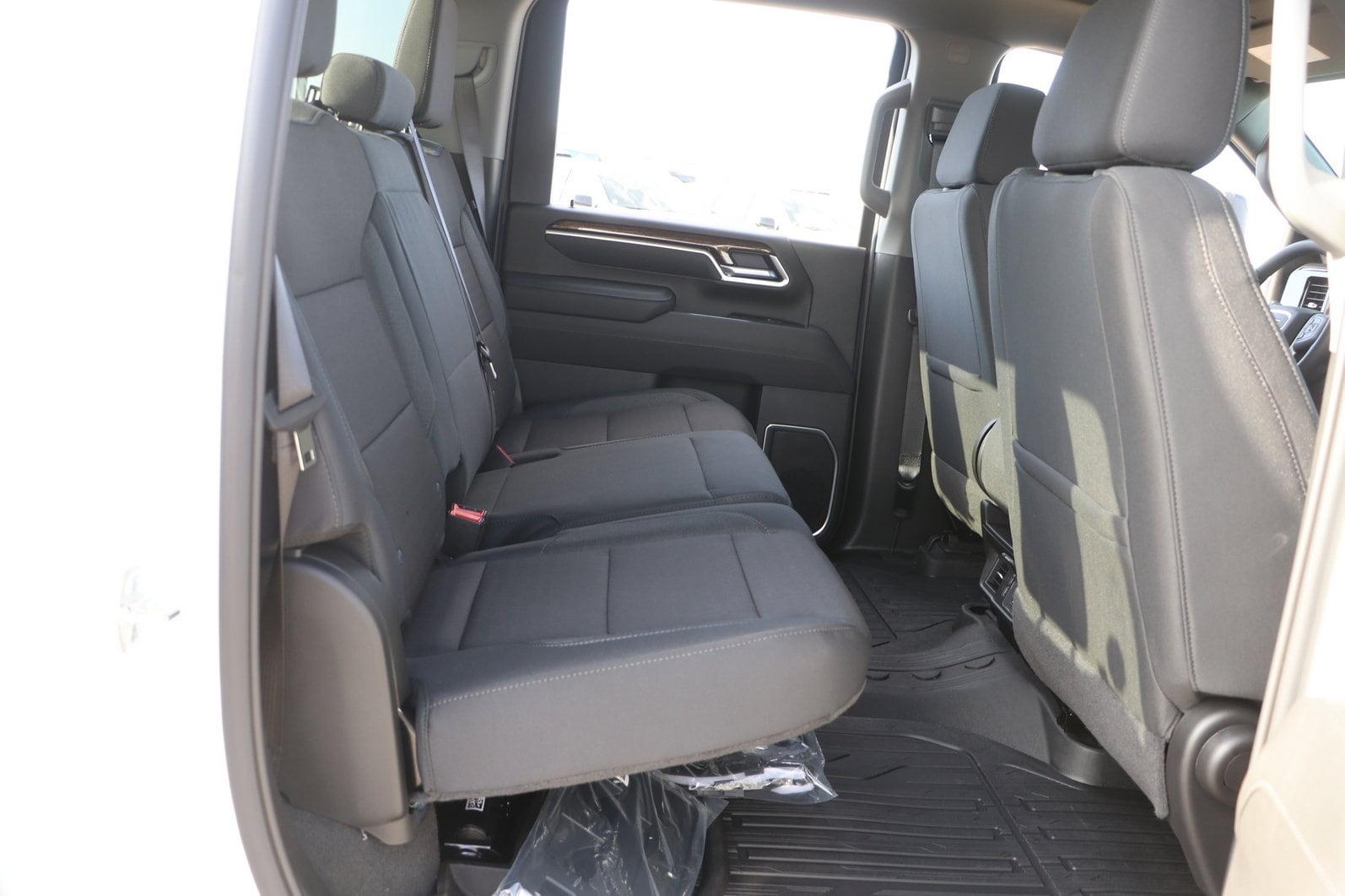 2026 GMC Sierra 3500HD SLE - Photo 30