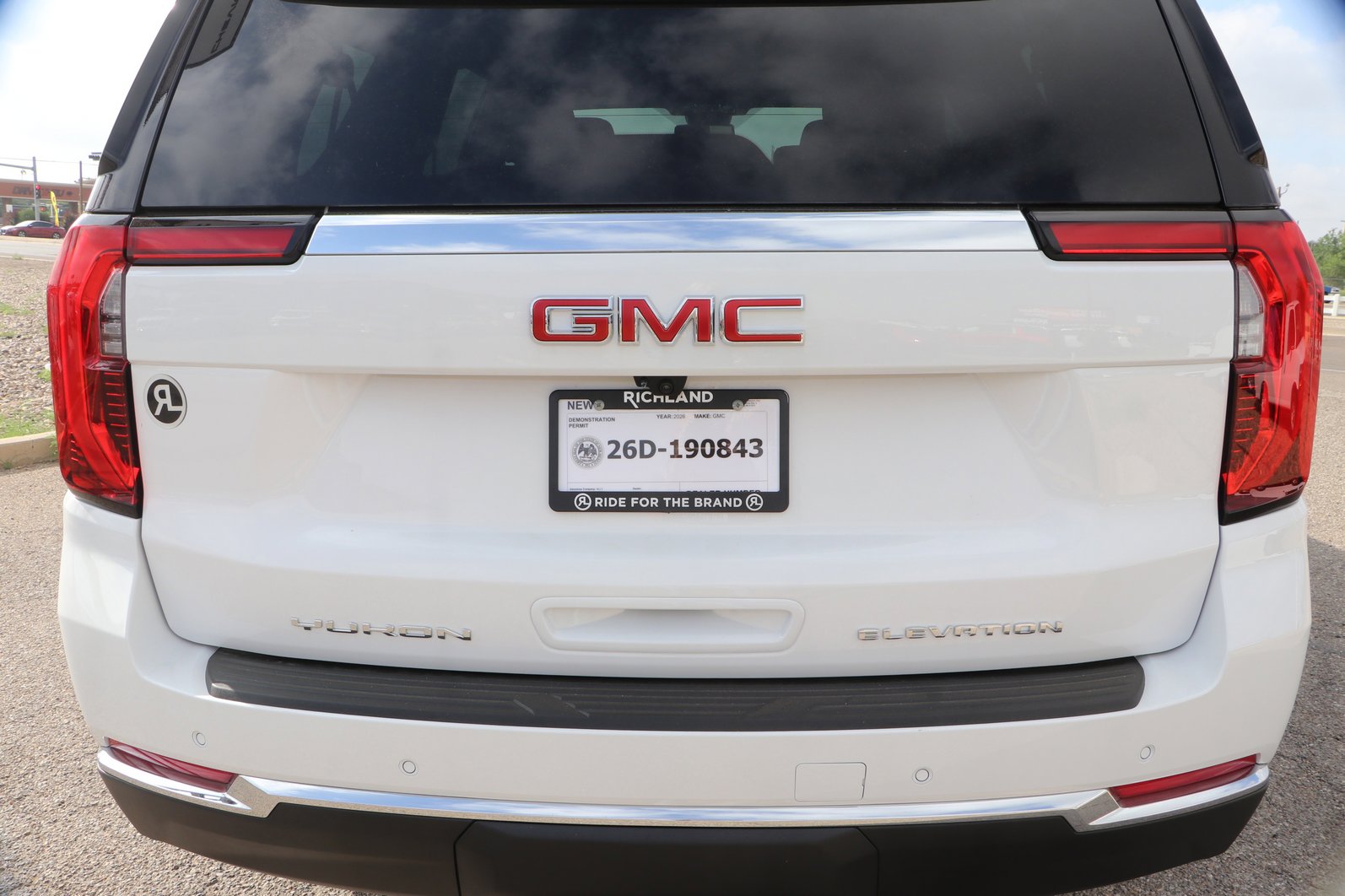 2026 GMC Yukon XL Elevation - Photo 8