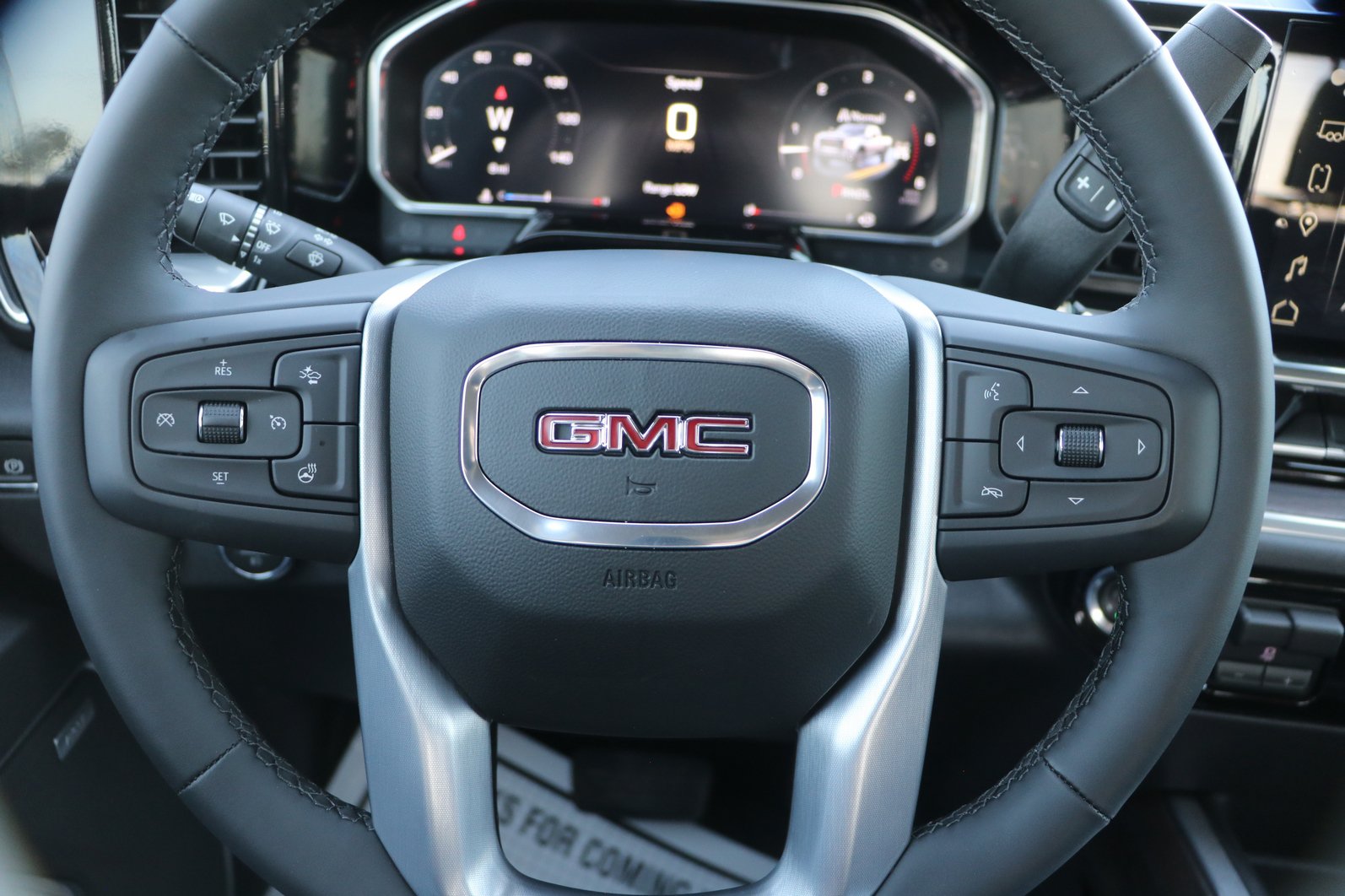 2026 GMC Sierra 2500HD SLT - Photo 17