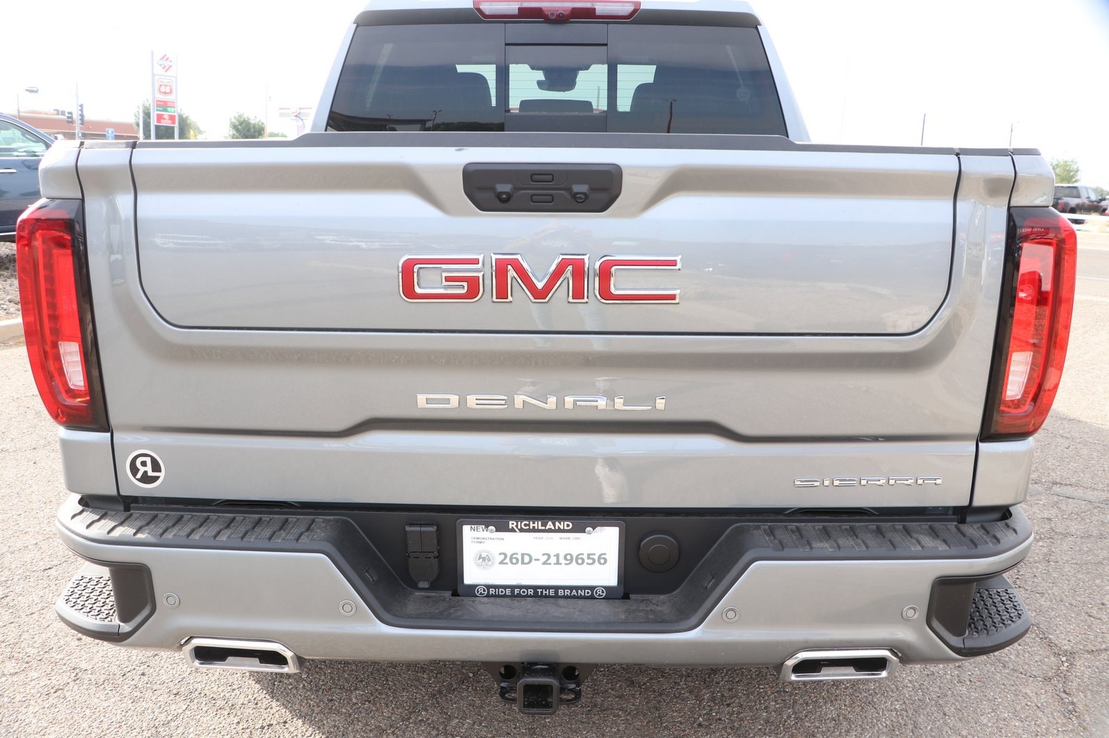 2026 GMC Sierra 1500 Denali - Photo 8