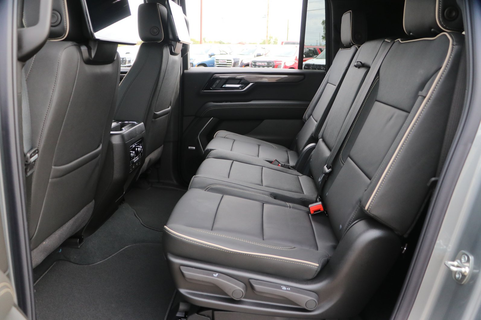2027 GMC Yukon XL Elevation - Photo 27