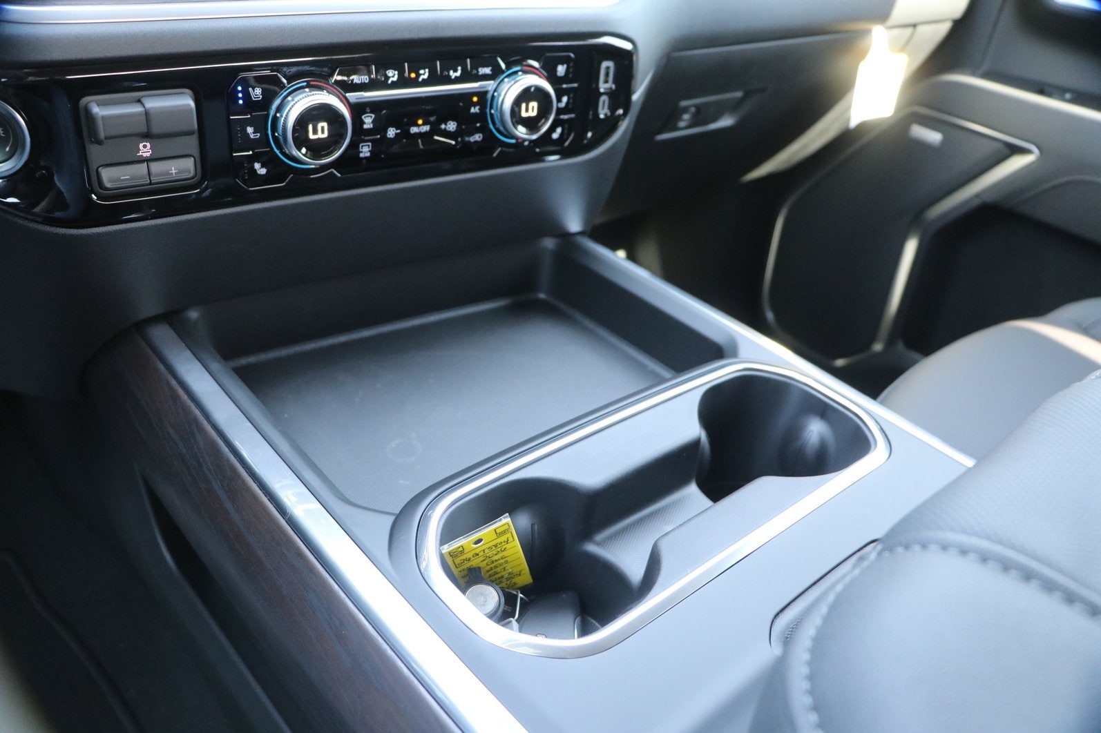 2026 GMC Sierra 2500HD SLT - Photo 24