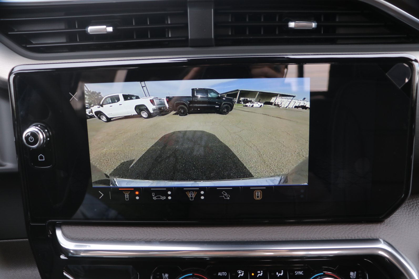 2026 GMC Sierra 1500 Denali - Photo 24