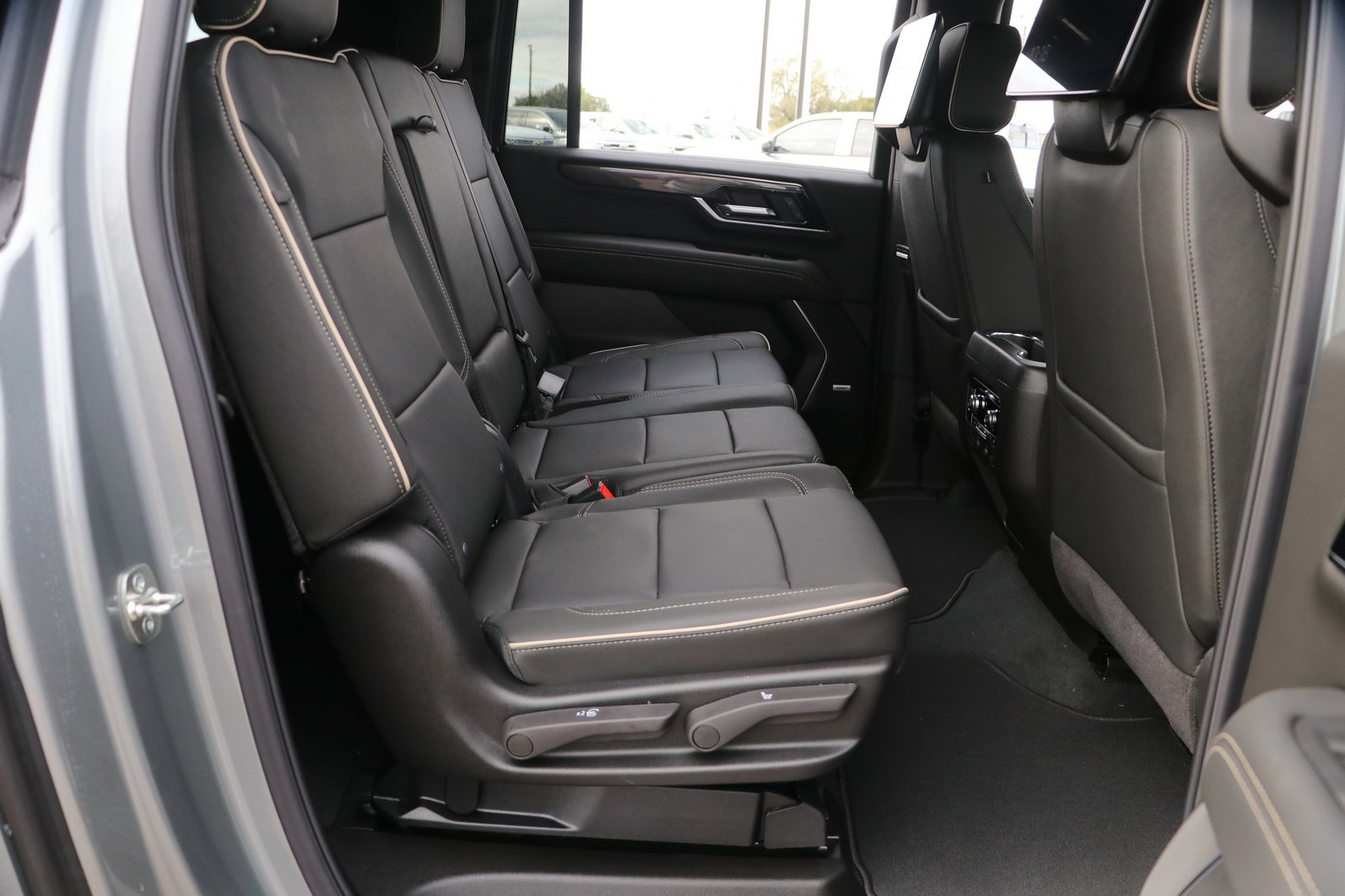 2027 GMC Yukon XL Elevation - Photo 29