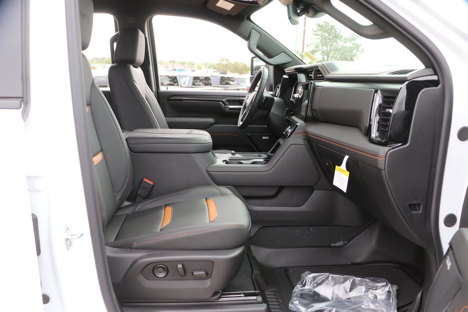 2026 GMC Sierra 2500HD AT4 - Photo 34