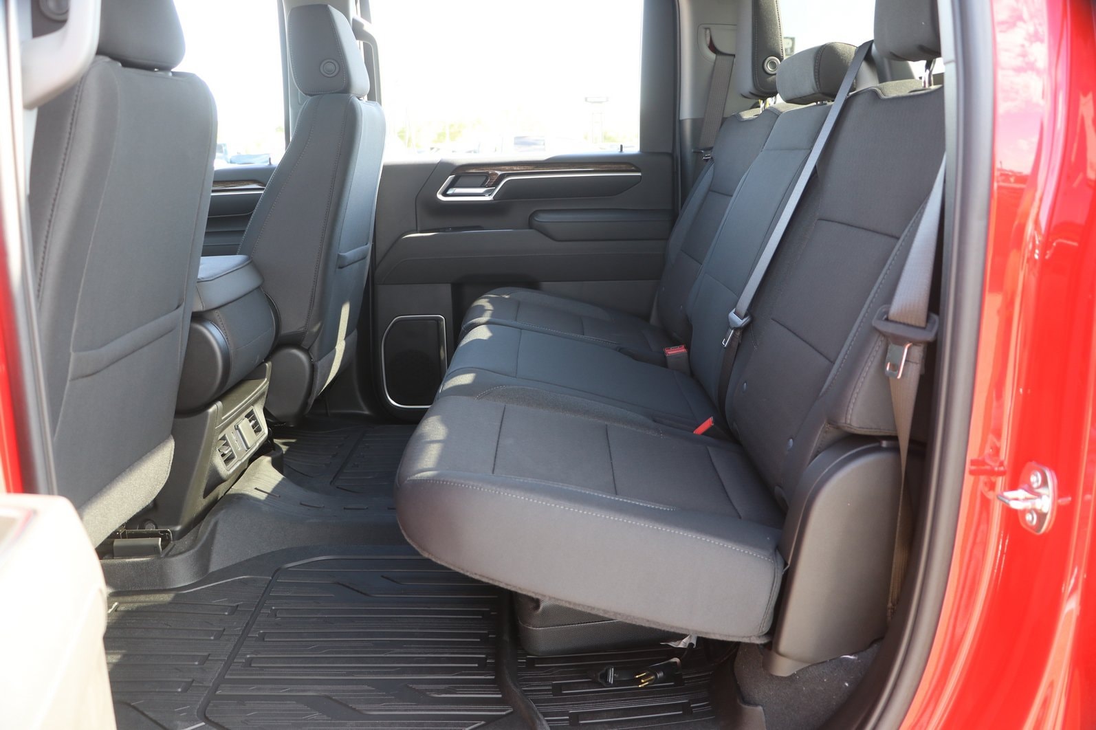 2026 GMC Sierra 2500HD SLE - Photo 30