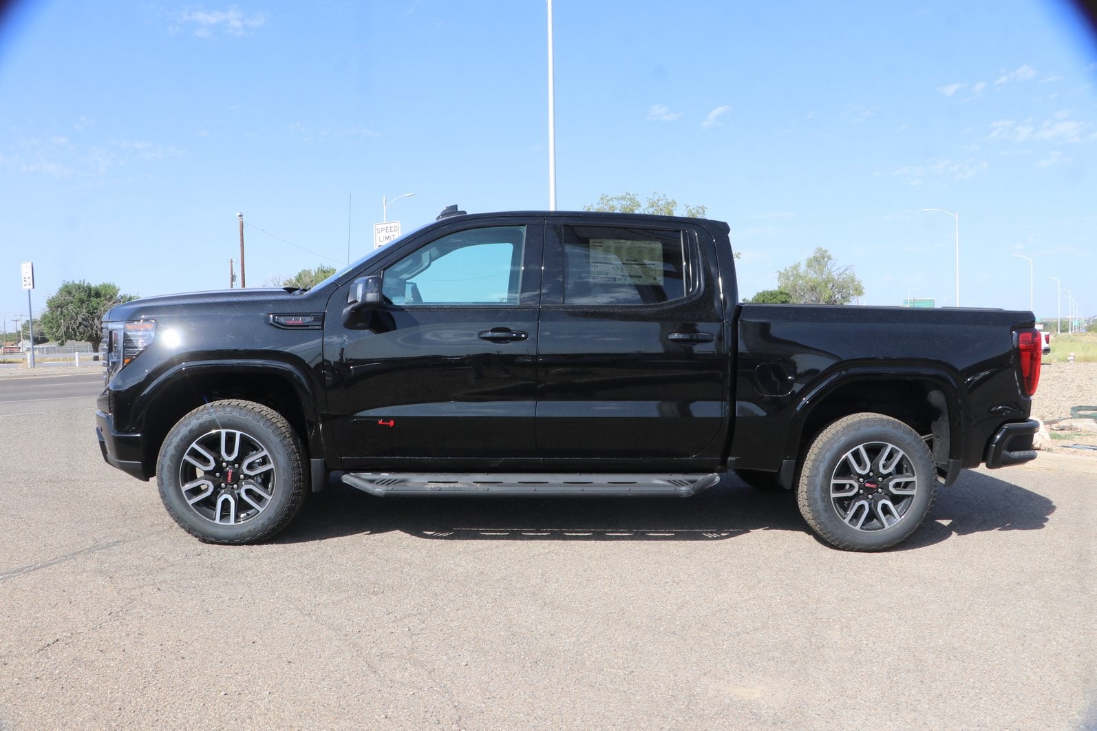 2026 GMC Sierra 1500 AT4 - Photo 6