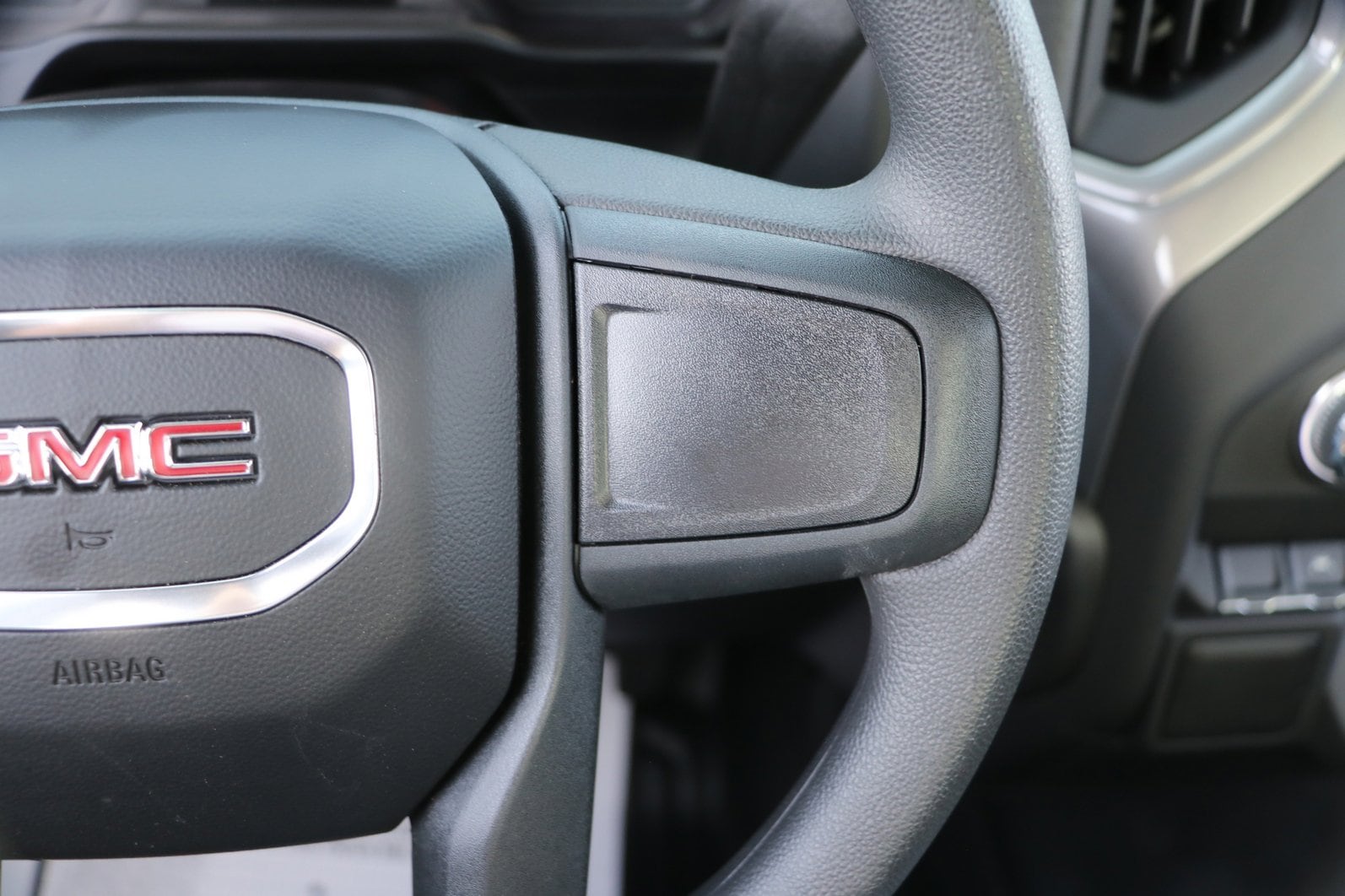 2026 GMC Sierra 1500 Pro - Photo 21