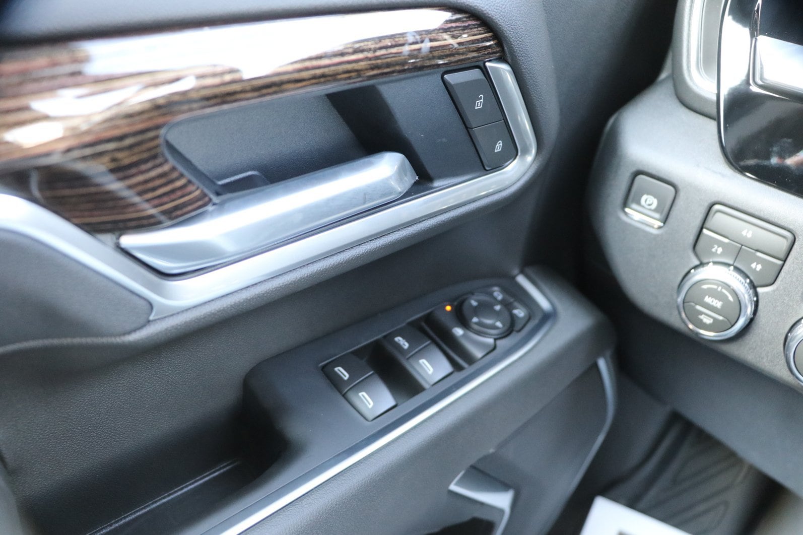 2026 GMC Sierra 2500HD SLE - Photo 13