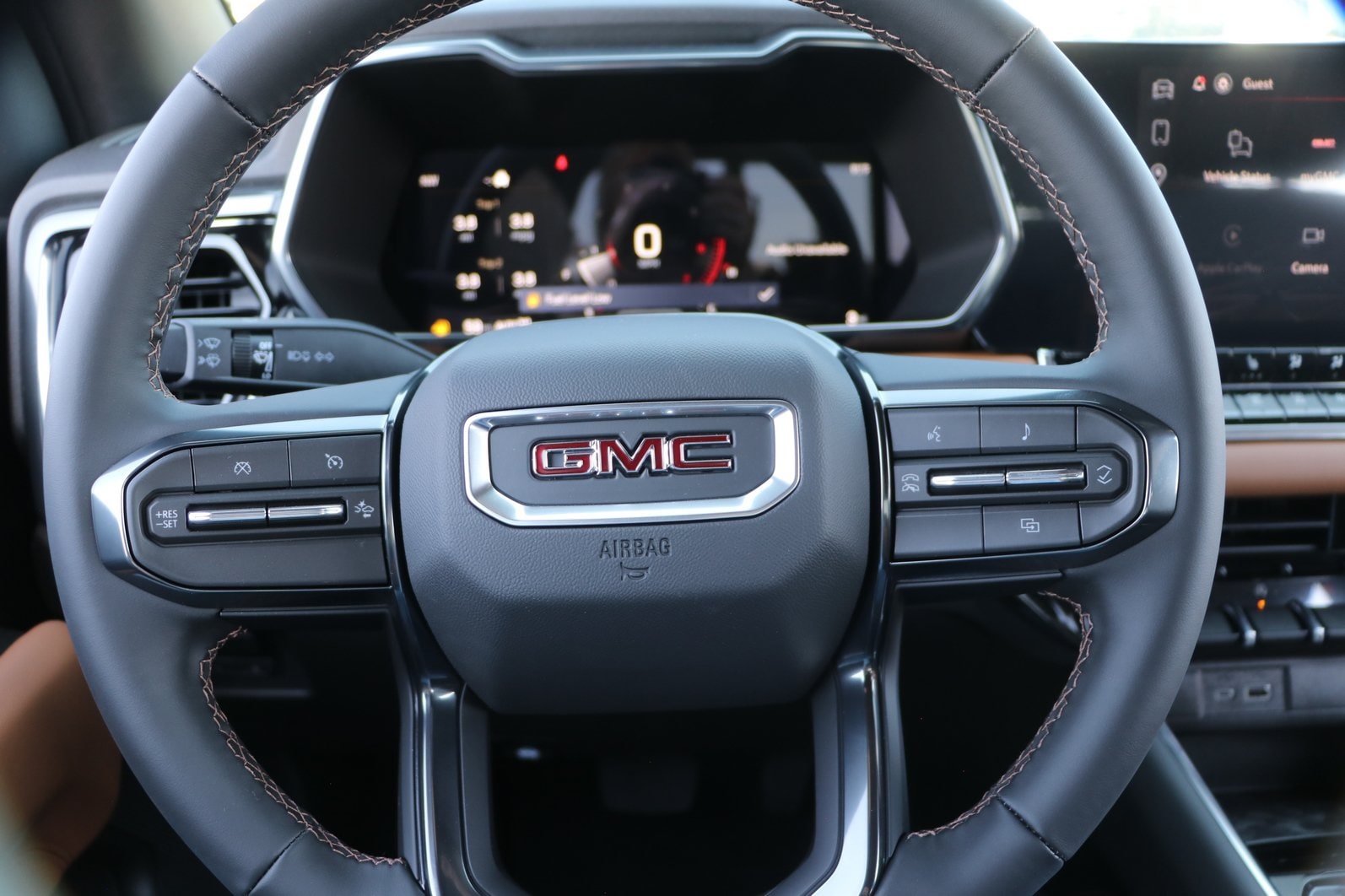 2026 GMC Canyon AT4 - Photo 17
