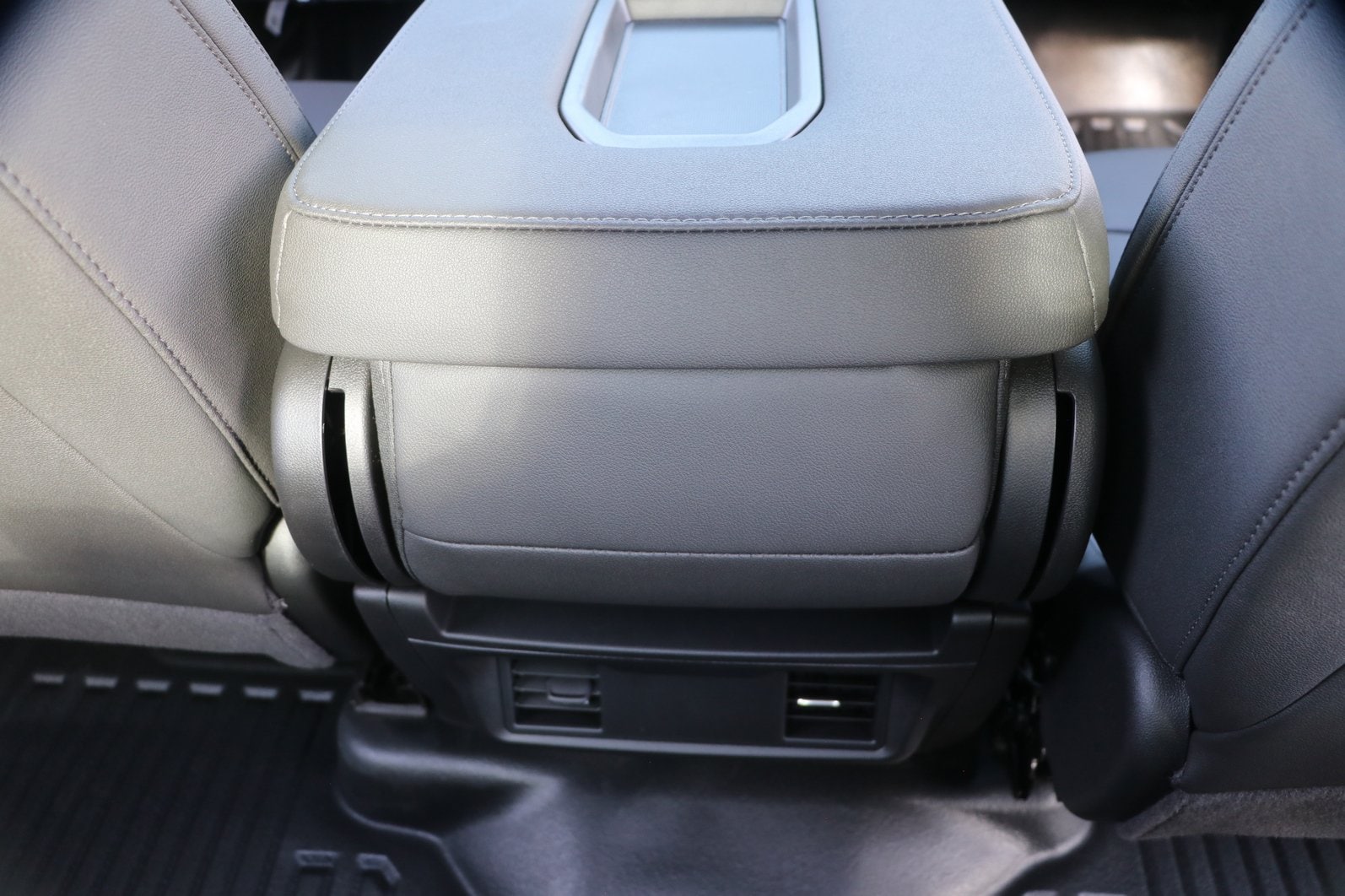 2026 GMC Sierra 2500HD Pro - Photo 32