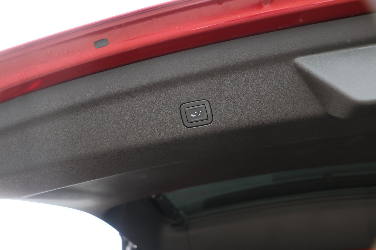 2026 GMC Yukon XL AT4 - Photo 32
