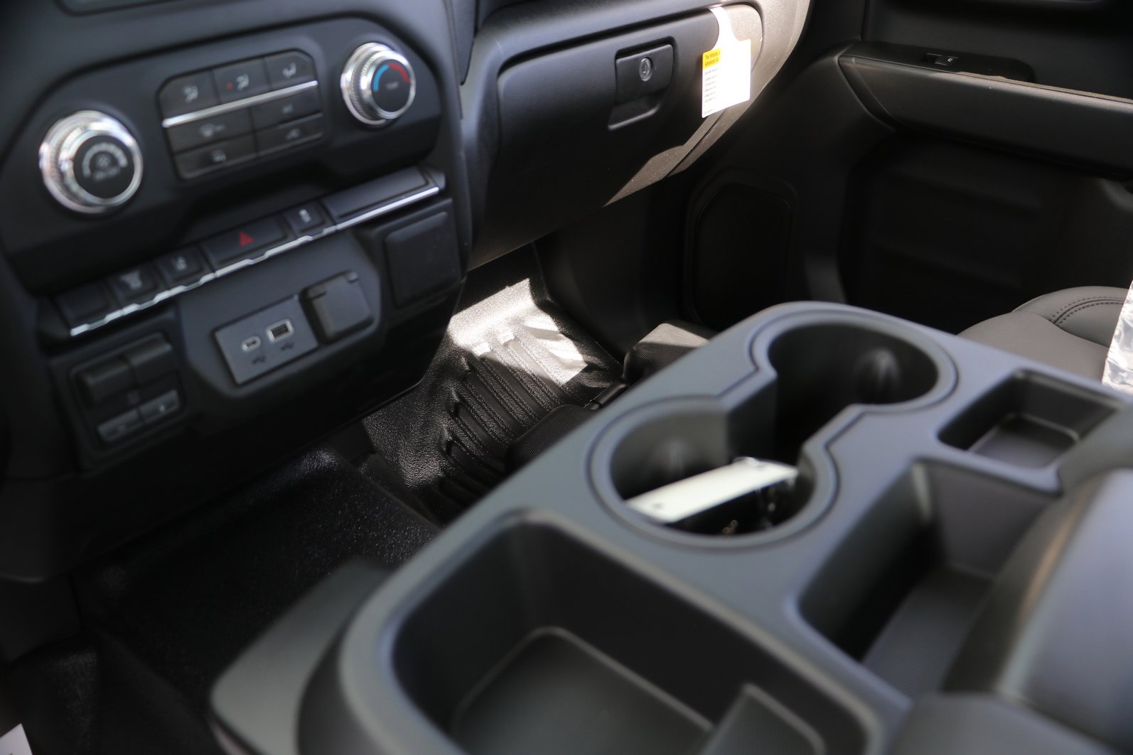 2026 GMC Sierra 2500HD Pro - Photo 23